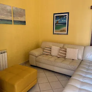  Appartamento Casa Erika Al Mare